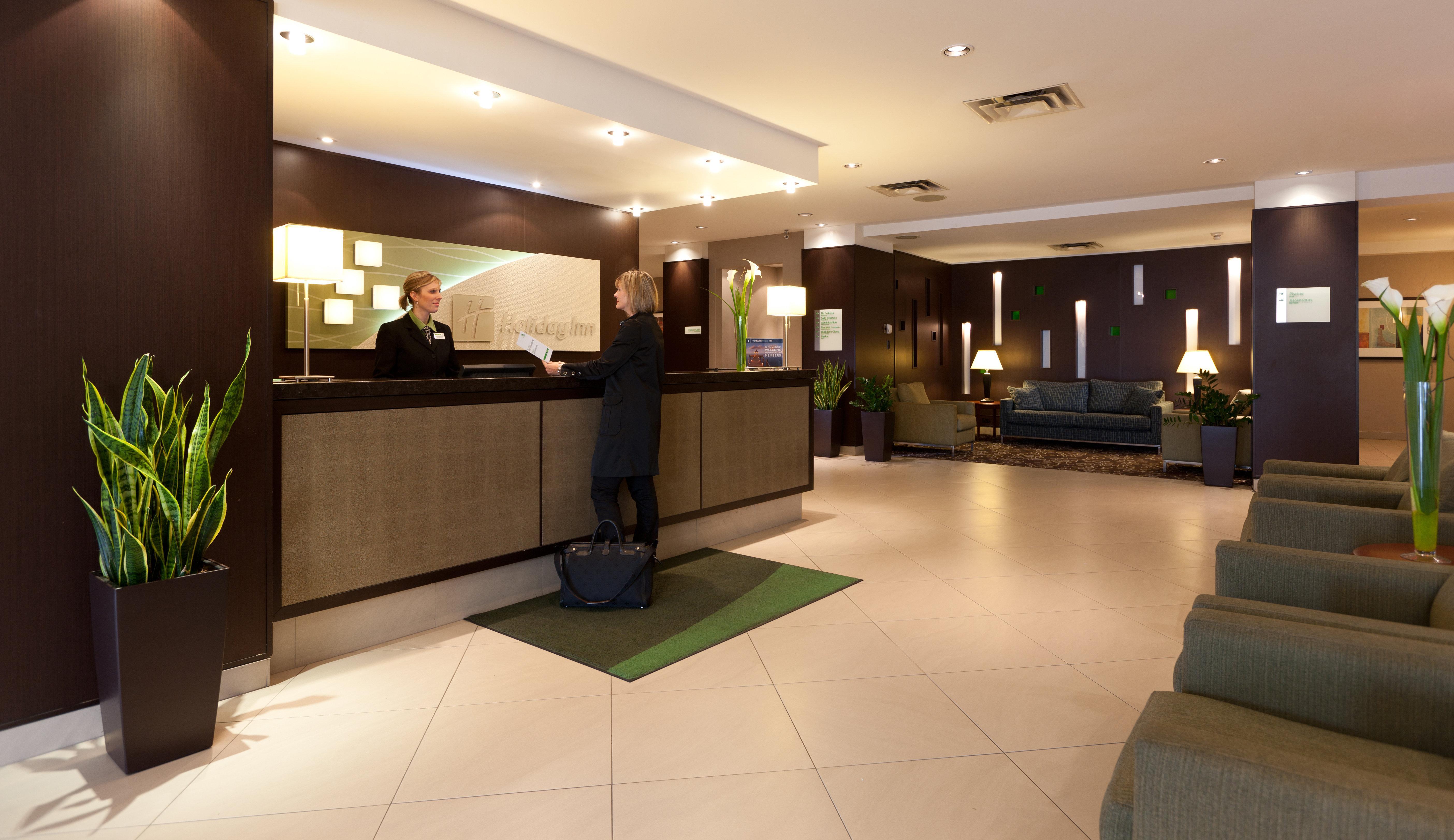 Holiday Inn Laval Montreal, An Ihg Hotel Exterior photo